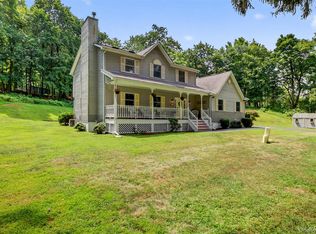6 Summer Winds Court, Cornwall On Hudson, NY 12520