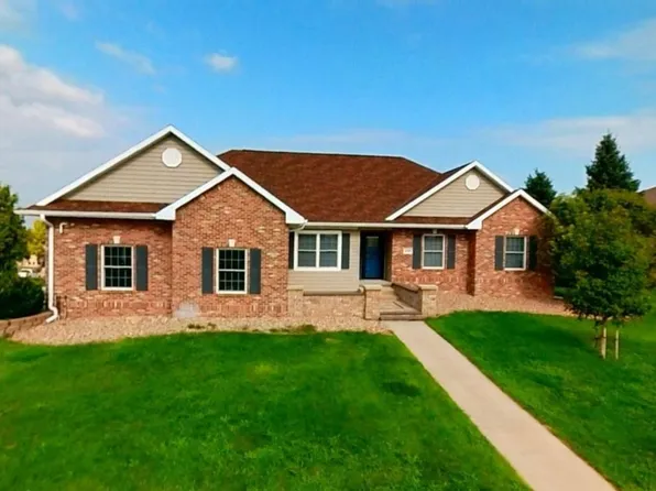 4727 29th Ave, Kearney, NE 68845