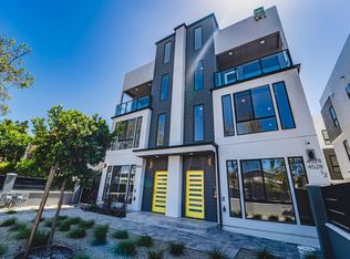 4526 Saint Charles Pl, Los Angeles, CA 90019