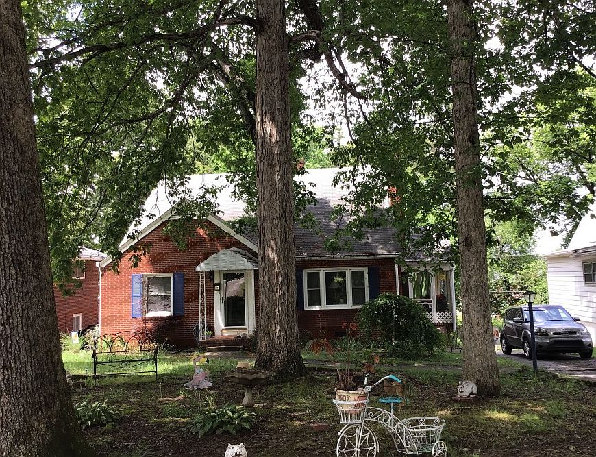 1st image of 704 Westwood Ave