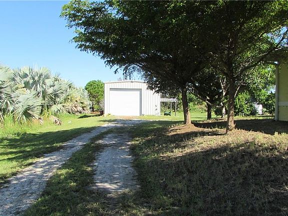 2nd image of 5524 Maria Dr