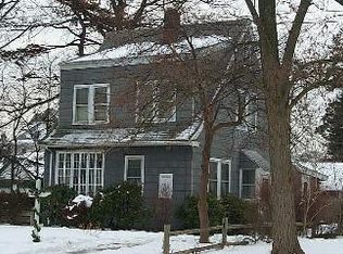 445 Archer St, Freeport, NY