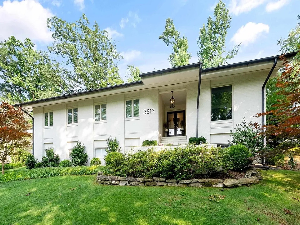 3813 Rockbrook Cir