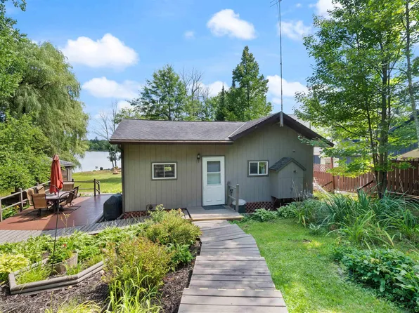 11720 Hillside St, Solon Springs, WI 54873