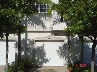 3249 Laurel Ridge Cir, Riviera Beach, FL 33404