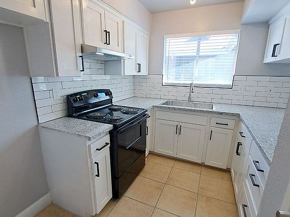 3rd image of 3306 W Shields Ave APT 201