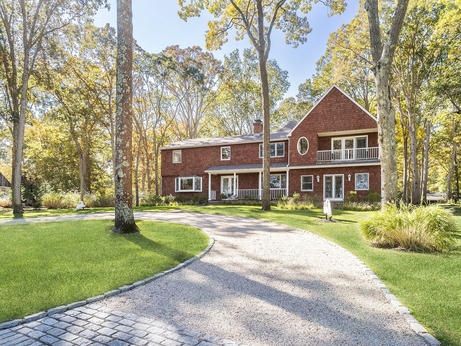 32 Mashomuck Dr, Sag Harbor, NY 11963 | MLS #391789 | Zillow