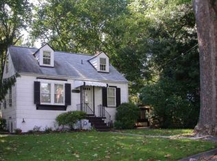 8504 Glenview Ave, Takoma Park, MD 20912