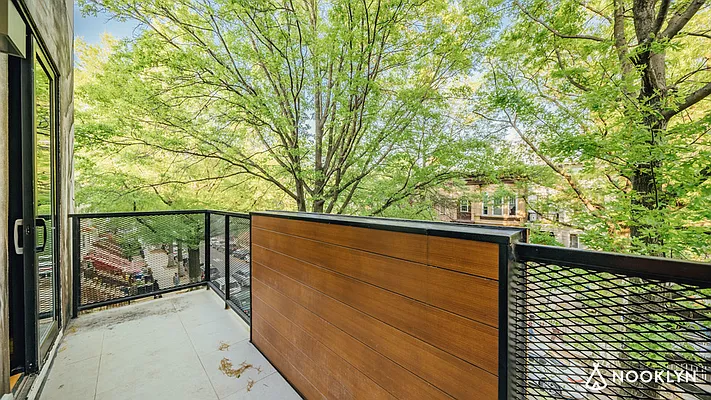 Rented by Nooklyn NYC LLC | media 17