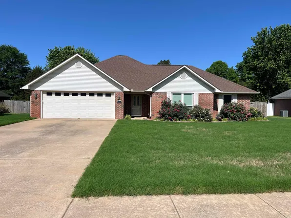 40 Hawk Dr, Vilonia, AR 72173
