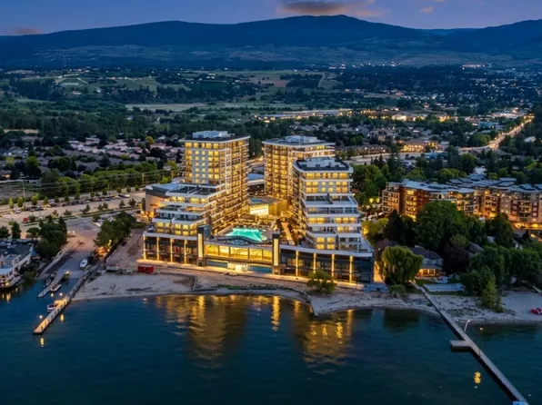 3699 Capozzi Rd #Penthouse 3, Kelowna, BC V1W 3L2