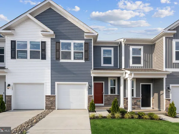 136 Willett Hollow St, Stephens City, VA 22655