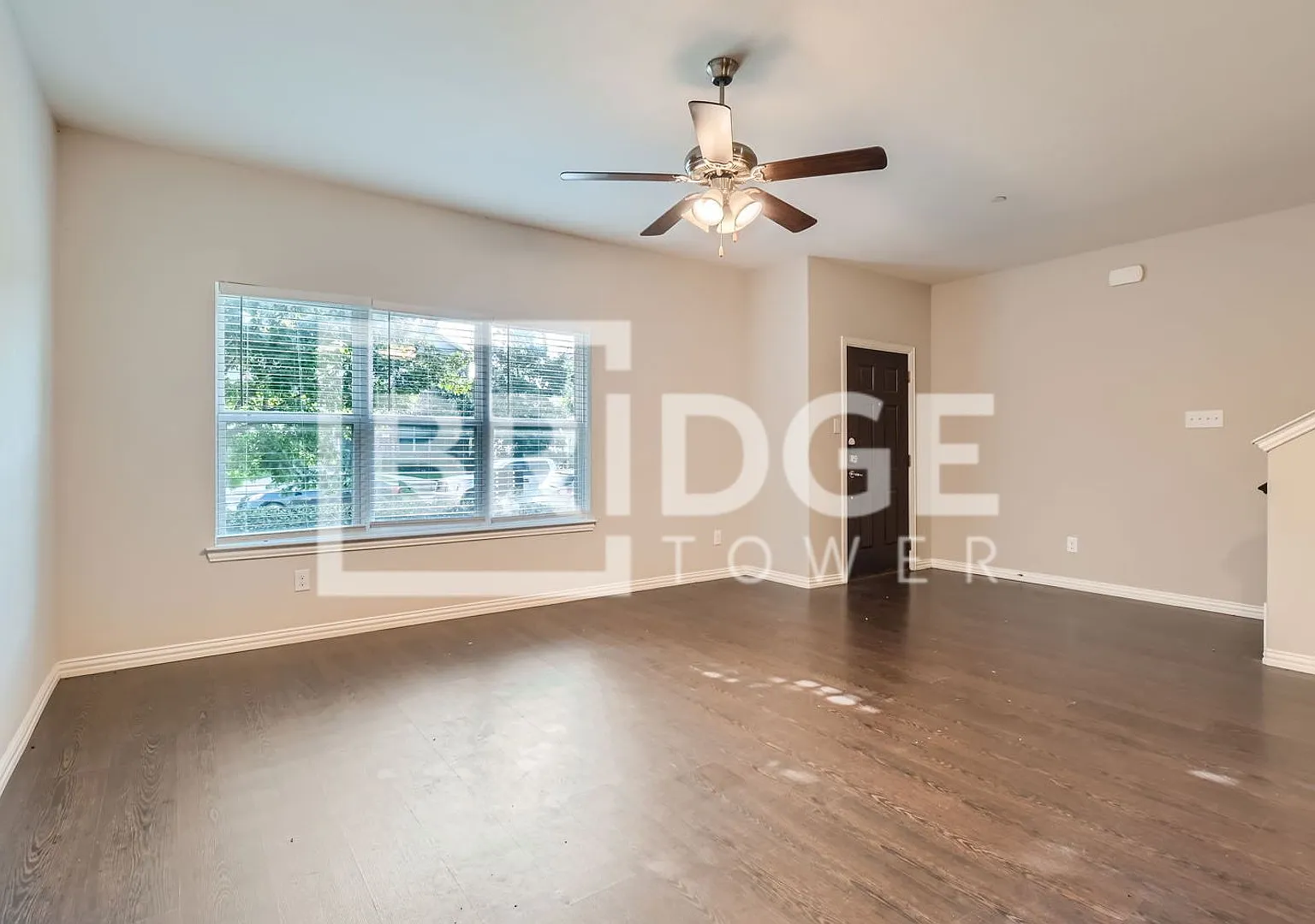 1316 Lake Crest Ln , Lewisville TX 75057 — Photo 3
