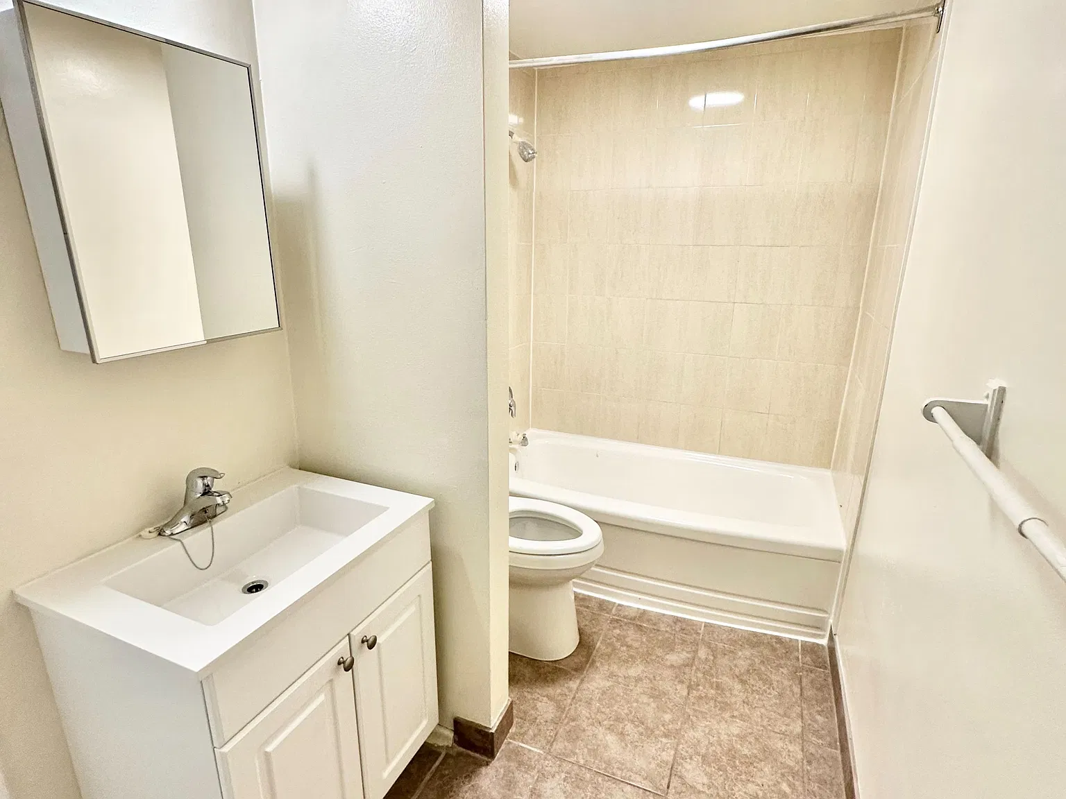 2445 Woodward Ave — Photo 4