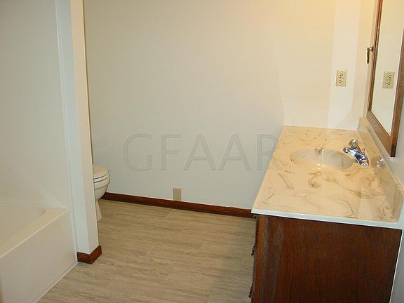 4th image of 2200 S 29th St Unit 73S