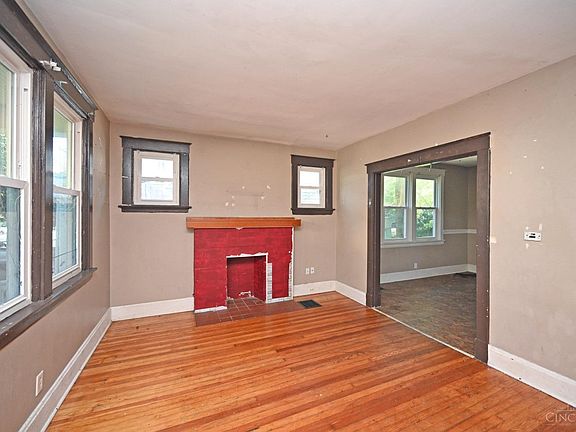 4th image of 4509 Clearview Ave