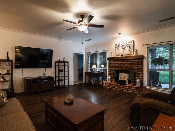 5th image of 25296 S Valley Dr
