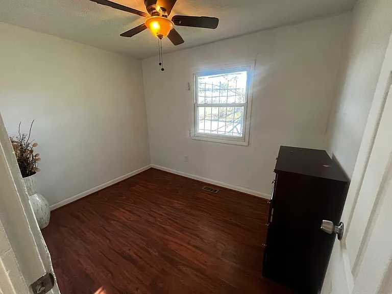 3737 Lori Sue Ave — Photo 16