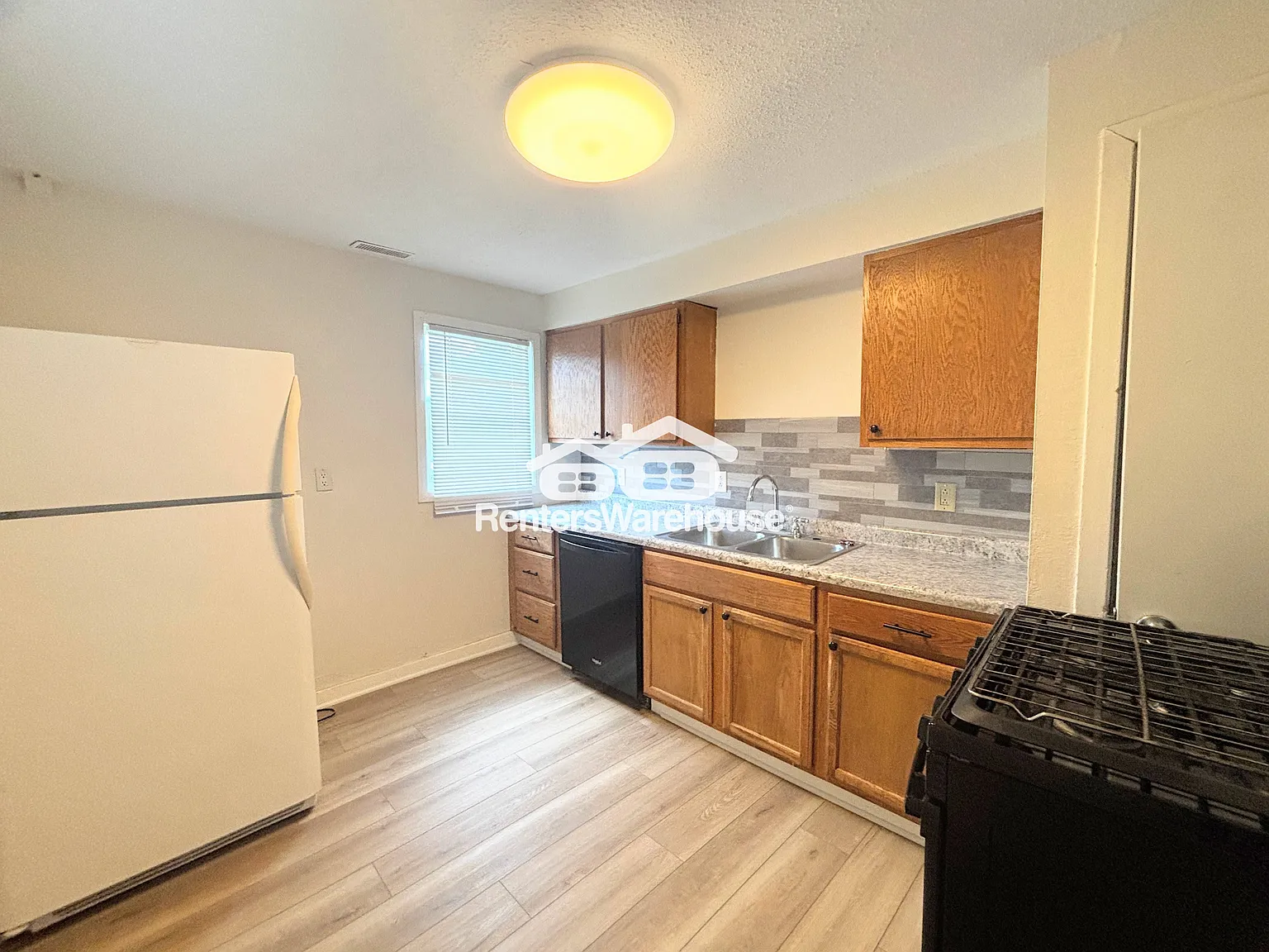 2 bedroom apartment for rent — Photo 3