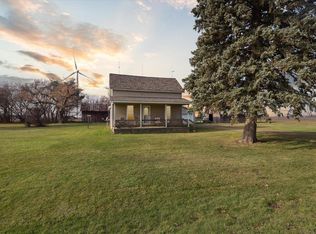 11305 Mikus Rd, Saint Louis, MI 48880