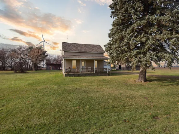11305 Mikus Rd, Saint Louis, MI 48880