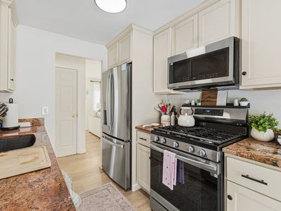 239 Powderhorn Dr, Taunton, MA, 02780