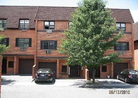 1st image of 21915 67th Ave