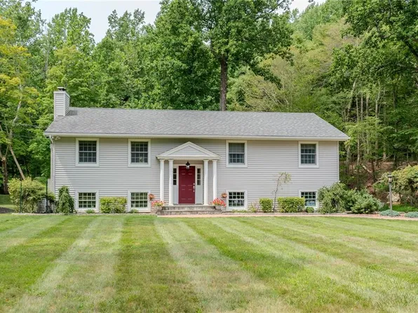 3 Larkspur Drive, Hopewell Junction, NY 12533