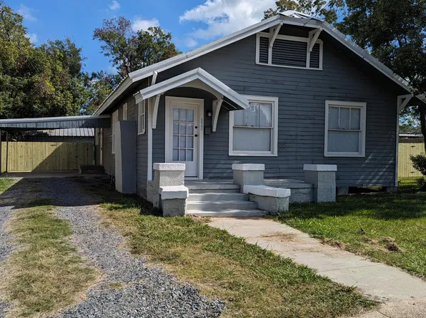 820 W Saint Peter St, New Iberia, LA 70560