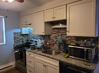 2 Walker Rd APT 3, North Andover, MA 01845