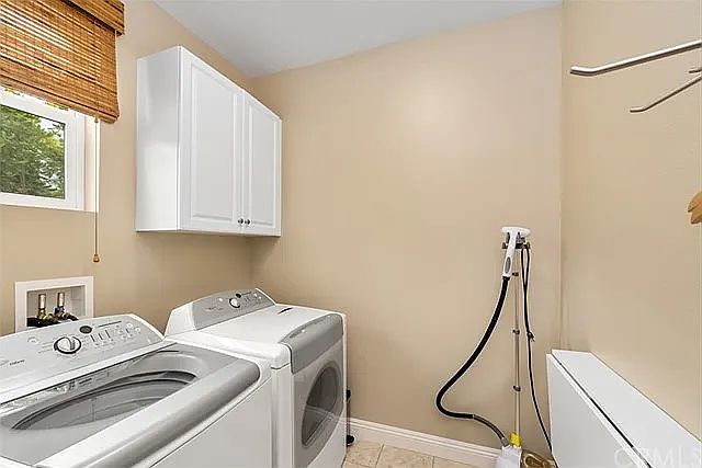1st image of 2712 E Coalinga Dr