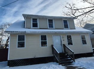 19 Wilton St, Springfield, MA 01109