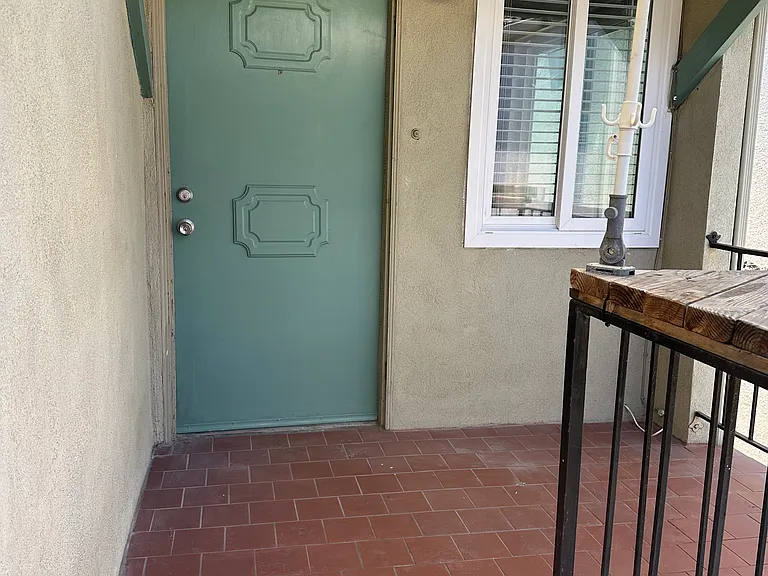 1630 Ocean Ave #B — Photo 10