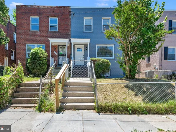 4621 Hillside Rd SE, Washington, DC 20019