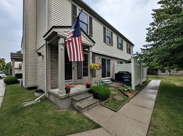 3016 High Pointe Ridge Rd, Lake Orion, MI 48359