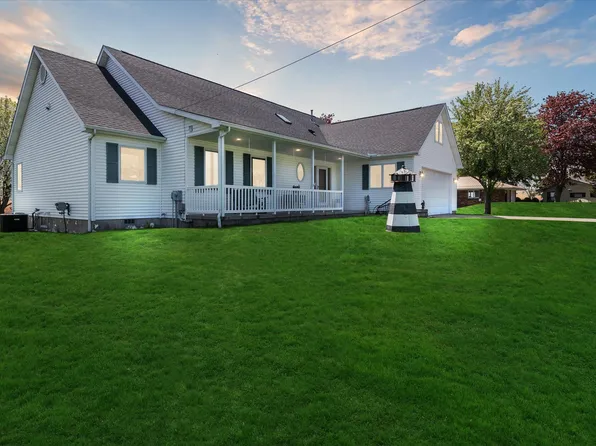 2238 E Bay Ridge Dr, Au Gres, MI 48703