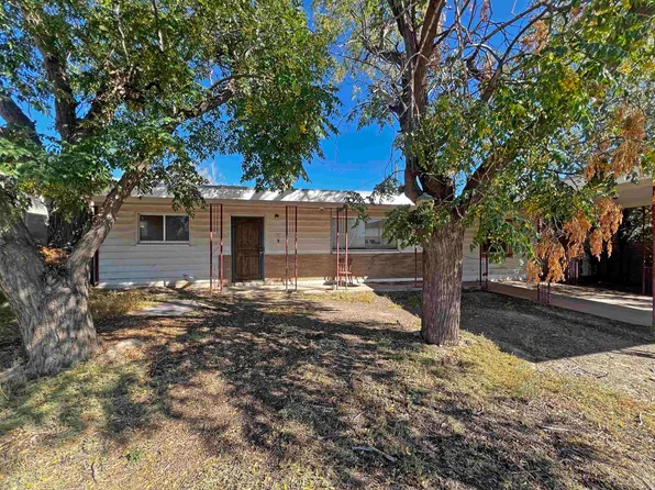 2306 Baylor Ave, Alamogordo, NM 88310