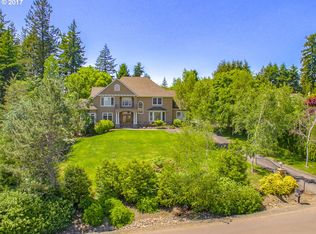 12901 Goodall Rd, Lake Oswego, OR 97034