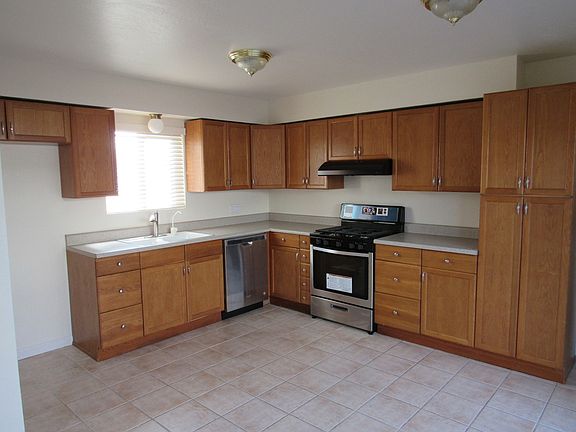 4th image of 9150 Avonne Ave #3