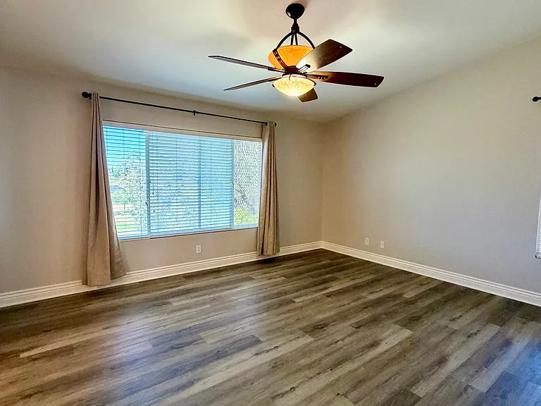 31216 Firestone St — Photo 17