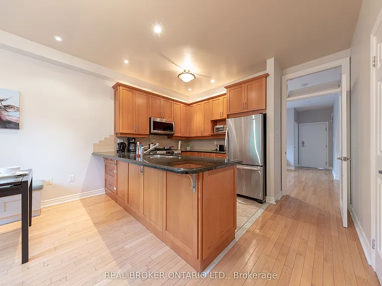 179 Hanson St #MAIN — Photo 7
