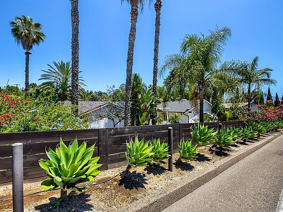4th image of 4225 Avocado Blvd