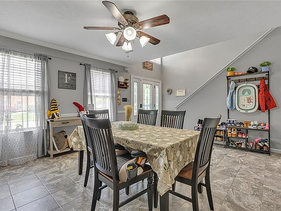 4th image of 113 Aspen Dr