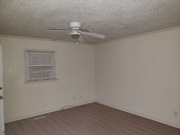2nd image of 2801 Warrick Cir APT G1