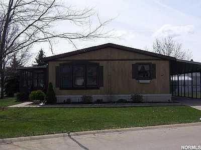 1st image of 3 Periwinkle Dr