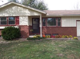 1933 N Edwards Ave, Wichita, KS 67203