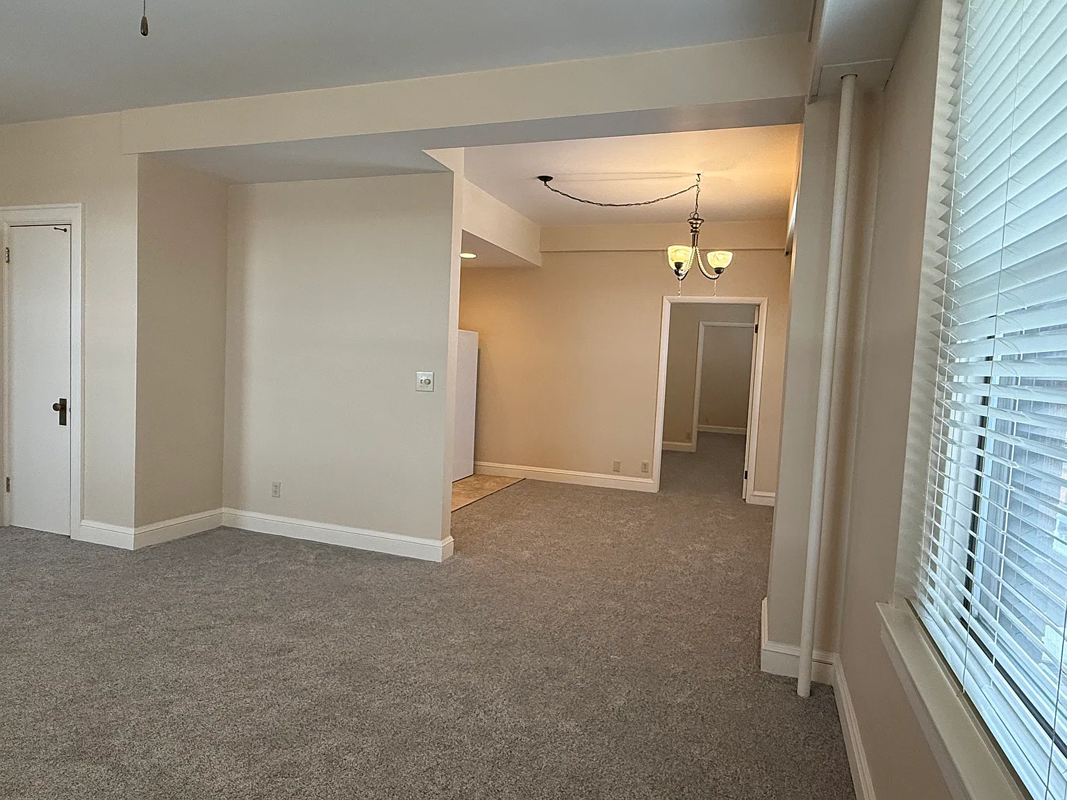 100 E Broadway St — Photo 4