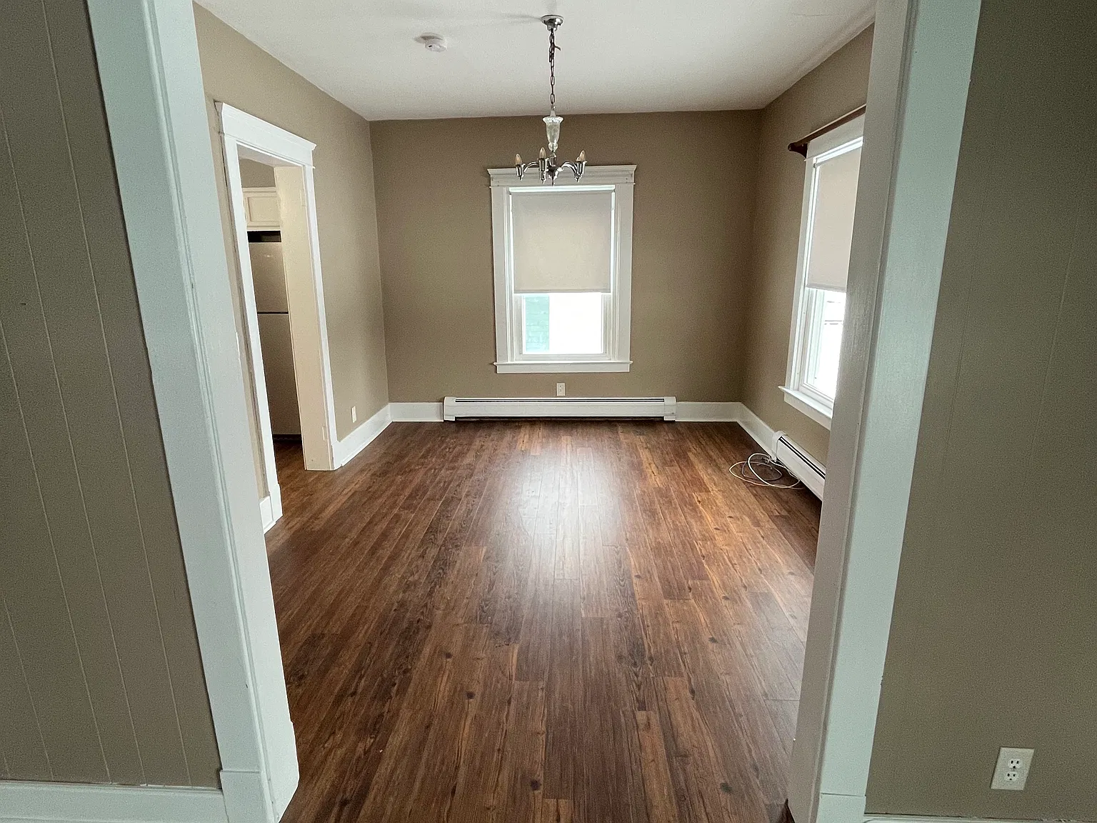 3 bed, 1408 sqft, $1,800 — Photo 3