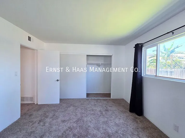 873 E Turmont St — Photo 21