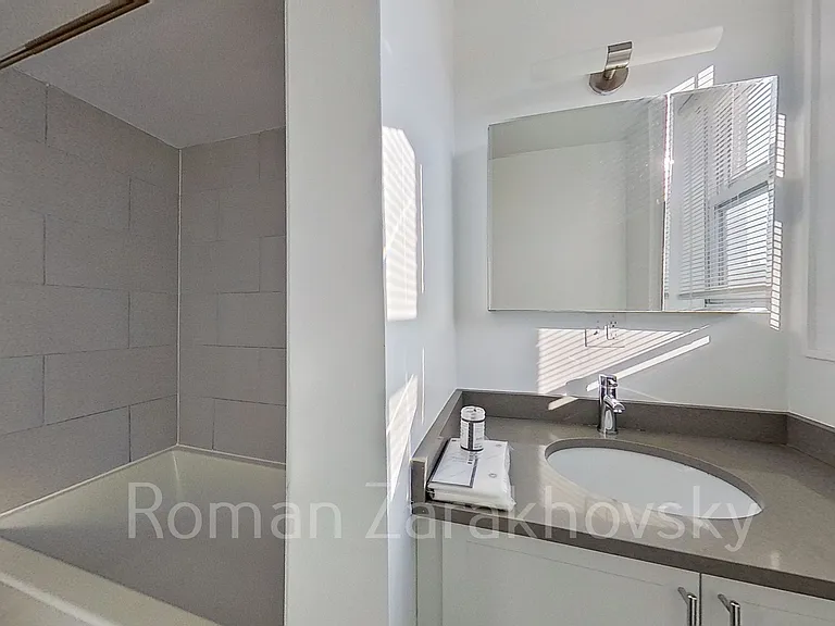 10 Brainerd Rd #32 — Photo 14